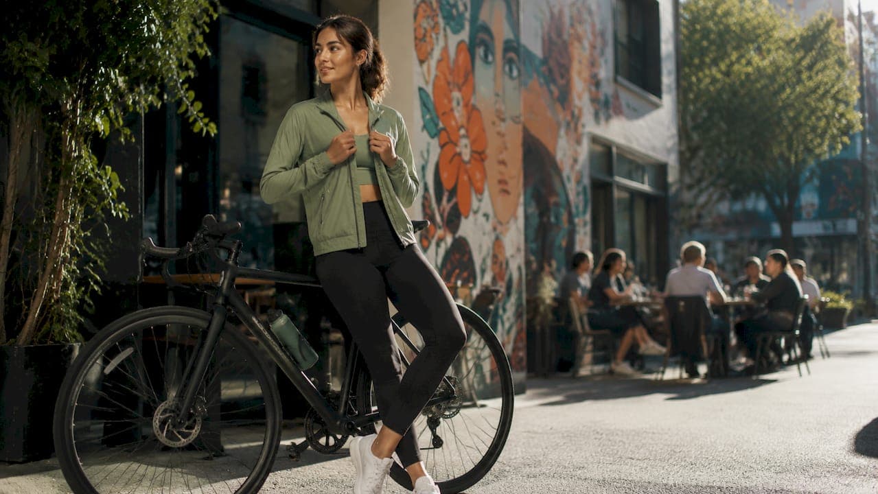 How to Dress Comfortably for City Bike Tours
